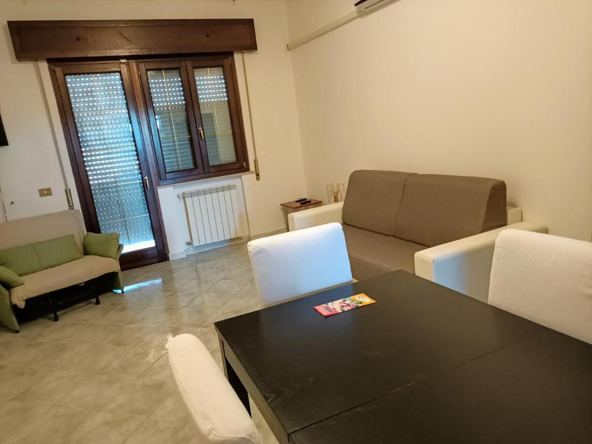 Modular King Suite - Intera Suite Vicino Aeroporto E Fiera Di Roma Ф'юмічіно Екстер'єр фото